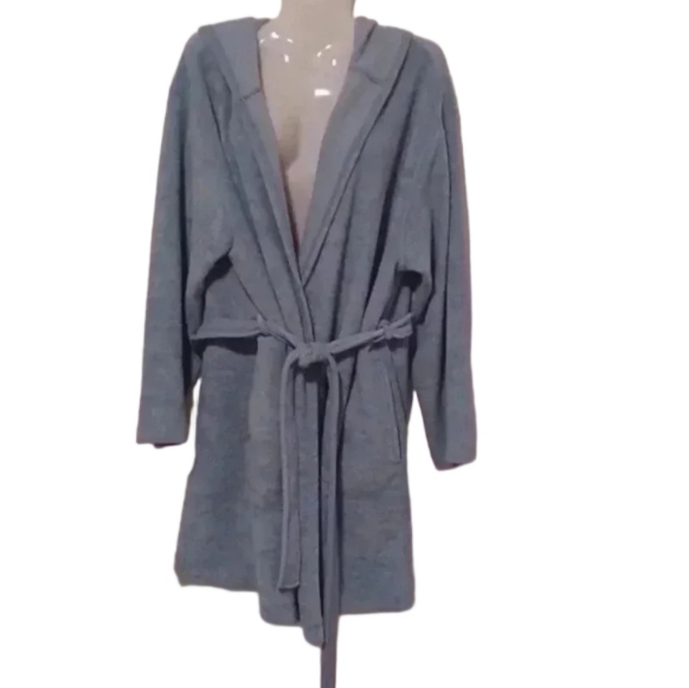 > LIGHT blue Victoria's Secret plush robe with belt Women's Size  M/L